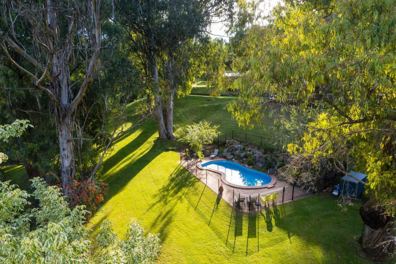 Kiewa Country Cottages Mount Beauty Eksteriør bilde